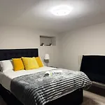 Stylish 1-bed Ideal For 2 Guests Manchester