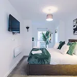 Centre, Comfy 1 Bedroom Apartmán Manchester