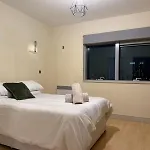 Spacious 2-bed In Centre *