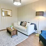 Appartement Modern Two-bedroom House Close To Centre