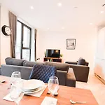 アパート Wonderful 2bed In *