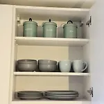 Modern 2br In Piccadilly Apartman