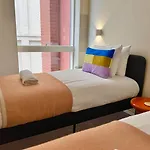 Boutique Centre Apartment, Balcony, Parking