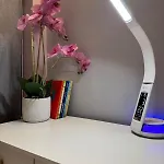 Luxury 2-bed Apartment,office With Built-in Tv King Bed, Private Entrance And Free Parking *