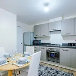 Stylish Lawnswood - Premium 3br For Business Or Work Near Etihad & Centre - Hosted By Parydise Apartmán Manchester