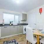 Stylish Lawnswood - Premium 3br For Business Or Work Near Etihad & Centre - Hosted By Parydise * Manchester