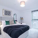 Lägenhet Modern 2br W Secure Parking Salford