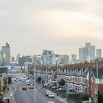 Manchester Apartment *