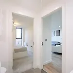 Aspect At The Heim Residences