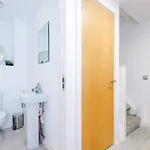 Central, 2 Bedroom, Penthouse Duplex Lägenhet