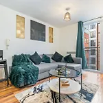 Apartmán 2-bed Apt-sleeps 5-long Stays-oxford St