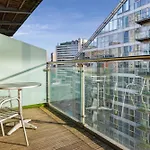 Apartmán Centre 1b With Free Private Parking & Balcony