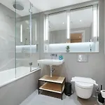 Tranquil And Modern One Bedroom