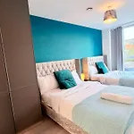 Luxury 5 Bed Centre Lägenhet *