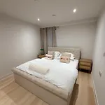 Luxury 2bed Flat Around Victoria St *