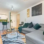 2-bed Apt-sleeps 5-long Stays-oxford St