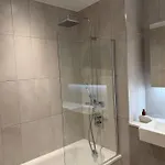 Apartment Modern In