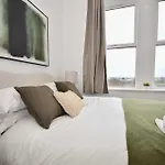 Spacious & Bright 1bed Nr Etihad Stadium Apartmán Manchester