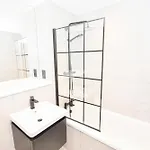 Wonderful 2bed In *