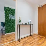 Апартаменты 2-bed Apt-sleeps 5-long Stays-oxford St *