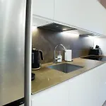 Apartmán Spacious 3-bed Retreat - Modern & Super *