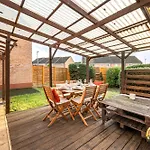 Daire Stylish 3br - Sleeps 7 - 15 Min To Centre, Parking Garden & Fast Wi-fi Manchester