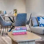 The Trafford Centre - View - Close To Airport - Sleeps 6 Appartement Manchester