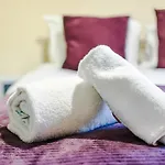 Stylish Lawnswood - Premium 3br For Business Or Work Near Etihad & Centre - Hosted By Parydise Apartmán Manchester