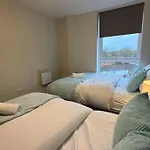 Luxury 5 Bed Centre Apartmán