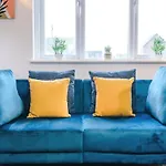 Luxury 2 Bed Close To Coop Etihad And Centre Appartement