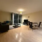 Apartmán Spacious 2-bed In Centre