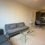 Luxury 5 Bed Centre Apartmán
