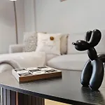 Lux 2bd, Free Parking & Wifi, Near Mcr Center And Media Apartmán *