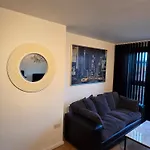 アパート 2 Bed 2 Bath Apartment,500 Meter's From Deansgate Close To Ao Arena
