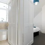 Free Parking, Large House For Contractors & Families, Sleeps 6, 15mins To Centre *