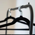 Apartmán Comfortable 4 Bed - Free Parking & Fast Wifi *