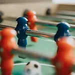 2 Bedroom - Old Trafford - Balcony - Free Parking *