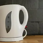 Free Parking, Large House For Contractors & Families, Sleeps 6, 15mins To Centre *