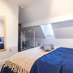 Manchester Resort Apartmán *