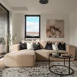 2 Bedroom - Old Trafford - Balcony - Free Parking * Манчестер