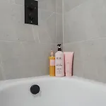 2 Bedroom - Old Trafford - Balcony - Free Parking Апартаменты Манчестер