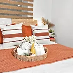 The Cozy Chapter - Spacious Near Centre & Old Trafford Prázdninový dům