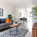 Staycay - Modern 1-bed In Centre 公寓