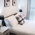 Staycay - Modern 1-bed In Centre