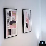 Staycay - Modern 1-bed In Centre 公寓