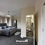 Spacious 5br In Leafy Withington *