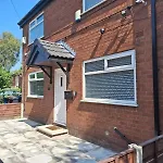 Cosy 2-bed House In Prázdninový dům *