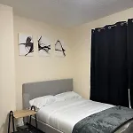House In - G Escape Prázdninový dům Manchester