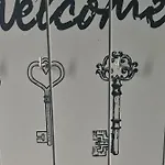 Дом отдыха Sleeps 5 - Free Parking Wifi Near Airport &