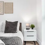 Modern 2br In M5, Man United Stadium, And Mediacity アパート